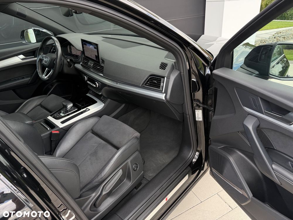 Audi Q5 55 TFSIe quattro S tronic S line - 35
