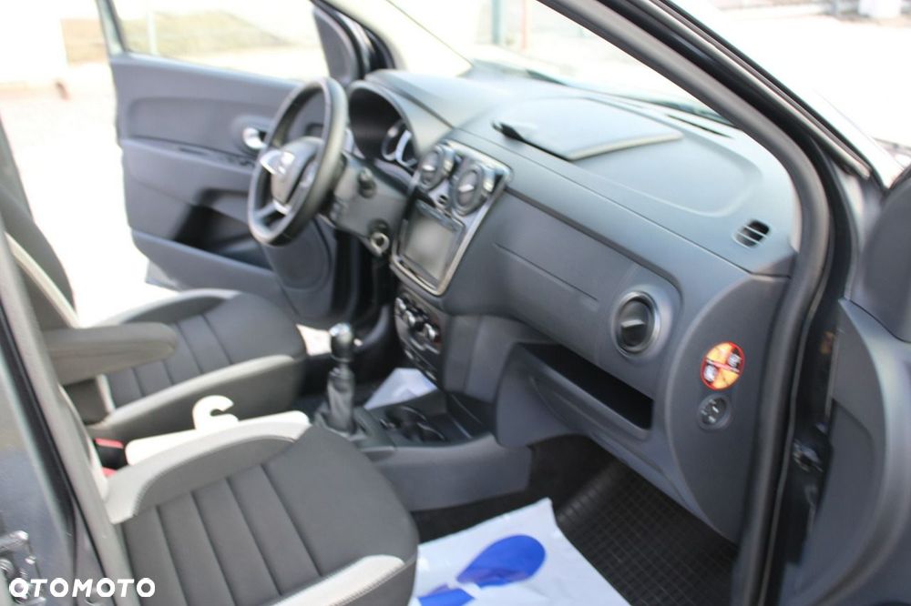 Dacia Lodgy - 30
