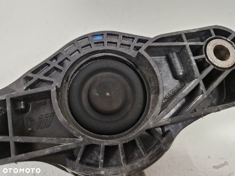 OPEL CROSSLAND X 1.2 VTI PODUSZKA ŁAPA SILNIKA PRAWA - 6