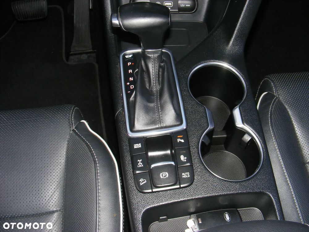 Kia Sportage 2,0 CRDI AWD Platinum - 14