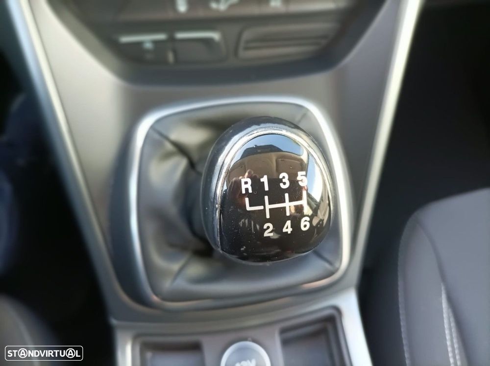 Ford Kuga 1.5 TDCi EcoBlue Titanium - 11