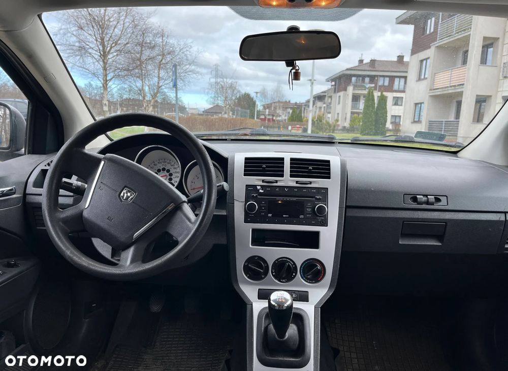 Dodge Caliber 1.8 SE - 11