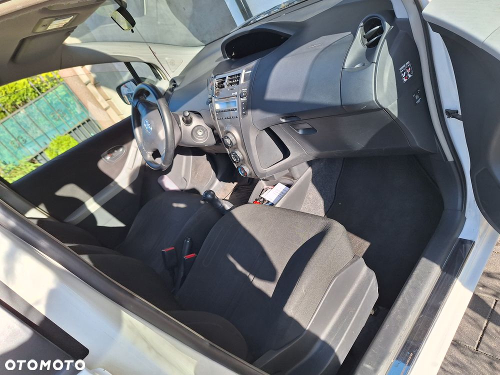 Toyota Yaris 1.0 Life - 7