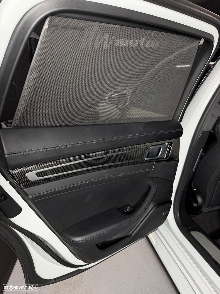 Porsche Panamera Sport Turismo Turbo S E-Hybrid - 18