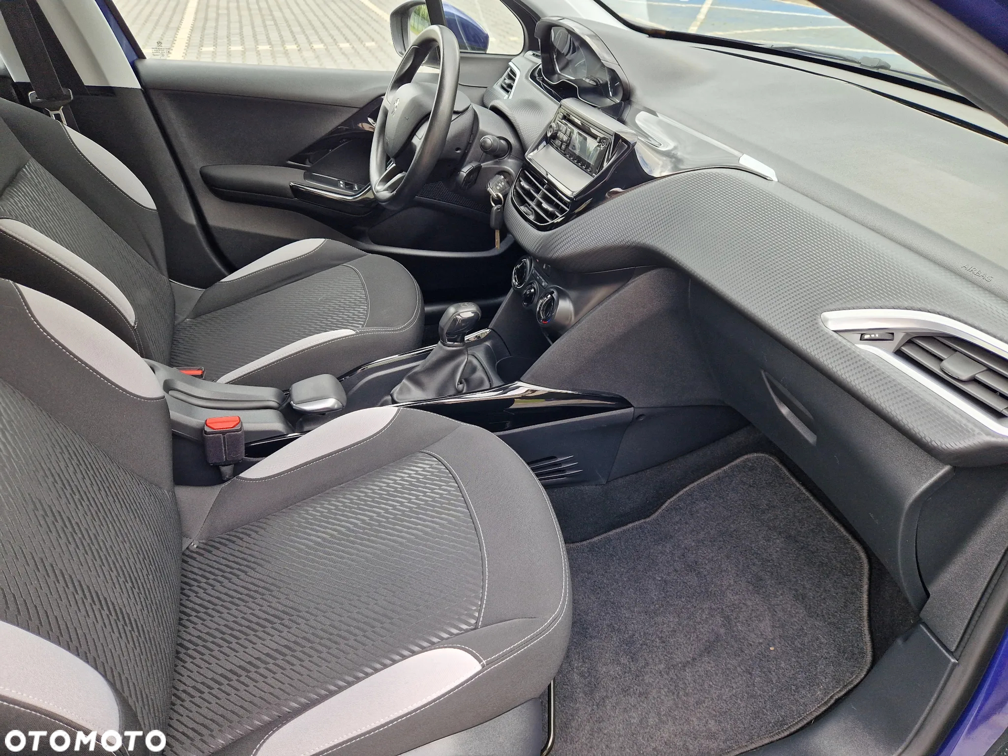 Peugeot 2008 - 23