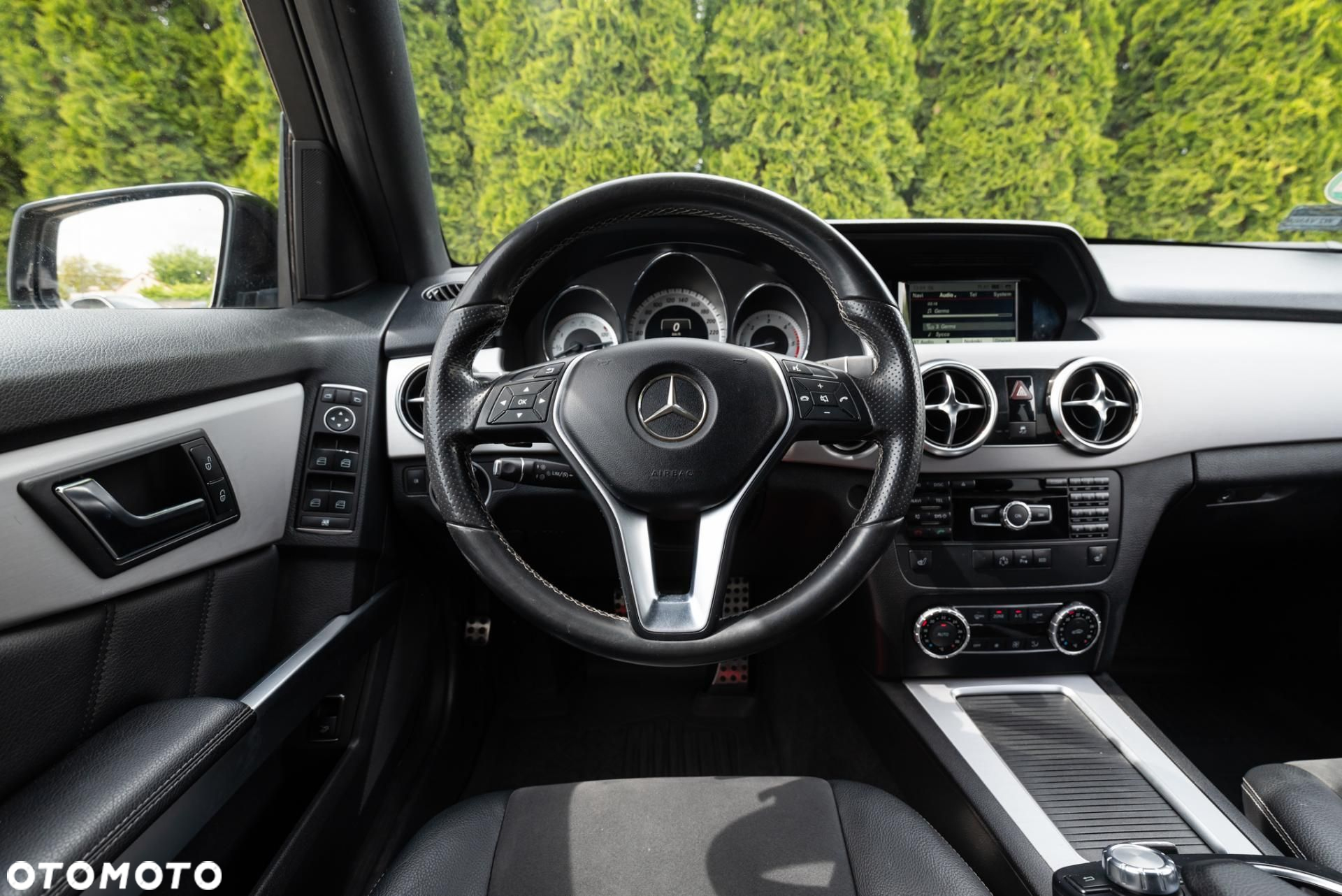 Mercedes-Benz GLK - 11