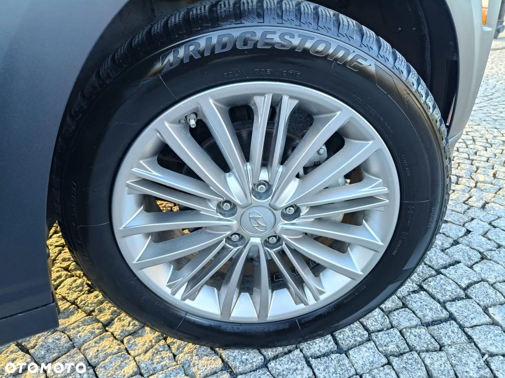 Hyundai Kona - 23