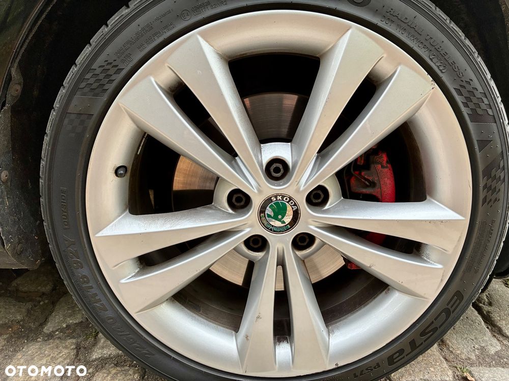 Skoda Octavia 2.0 TDI RS - 19