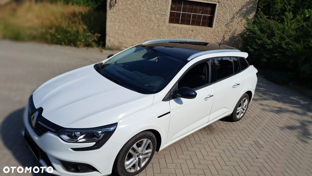 Renault Megane 1.5 Blue dCi Intens - 6