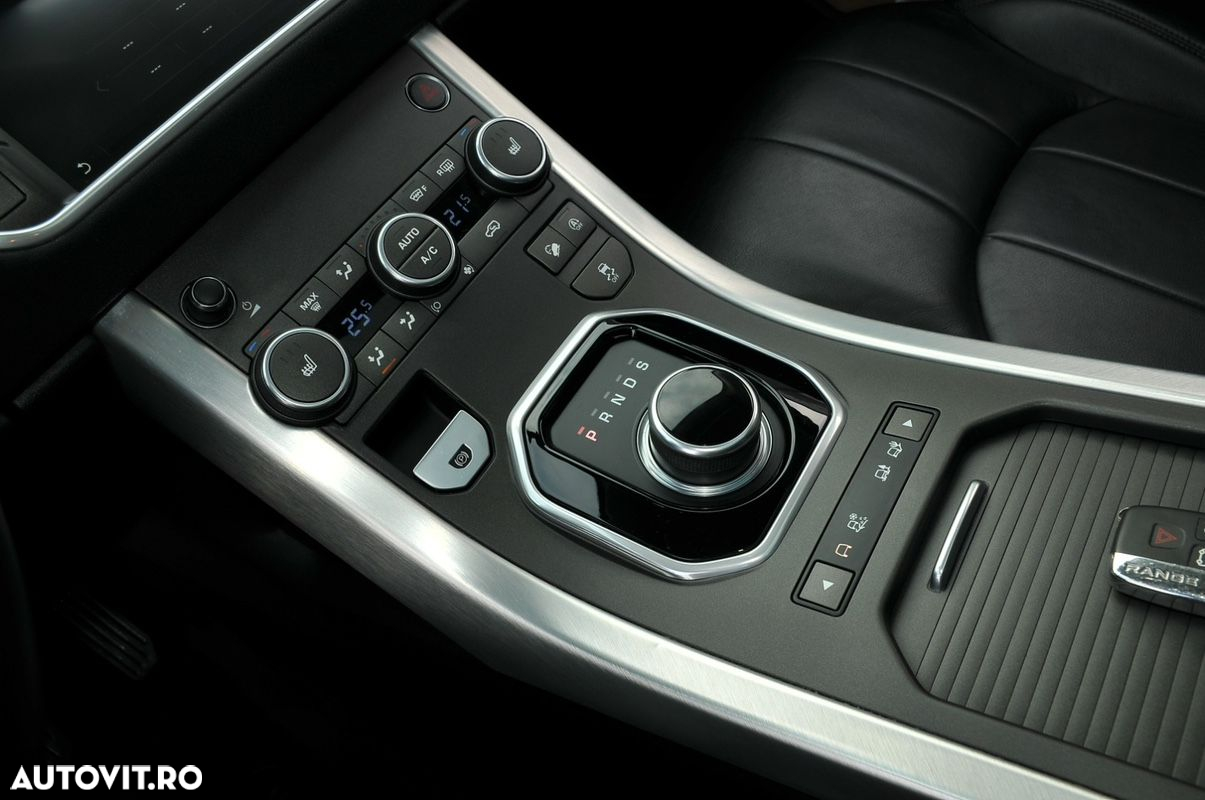 Land Rover Range Rover Evoque - 16