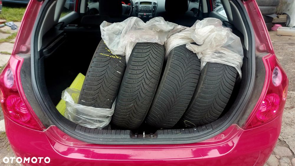 Kia Ceed 1.4 CVVT Attract - 24