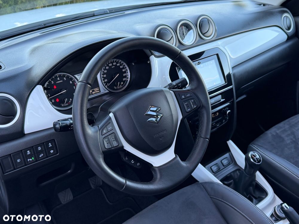 Suzuki Vitara 1.6 (4x4) Allgrip Comfort+ - 28