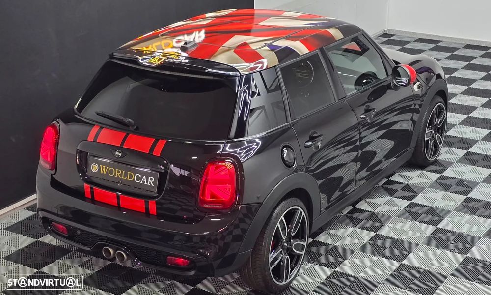 MINI 5 Portas Cooper SD Auto Desportiva - 23