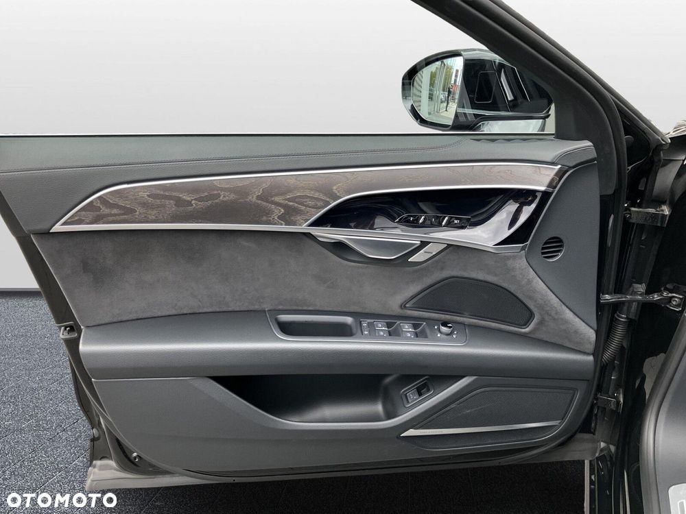 Audi A8 - 29