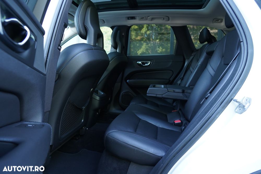 Volvo XC 60 B4 D AWD Geartronic Inscription - 26