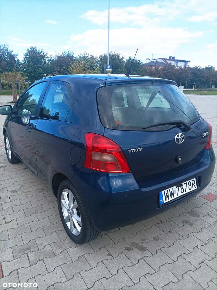 Toyota Yaris 1.3 Luna A/C - 5