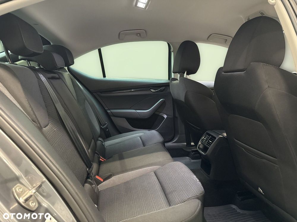 Skoda Octavia 1.5 TSI ACT Ambition - 15