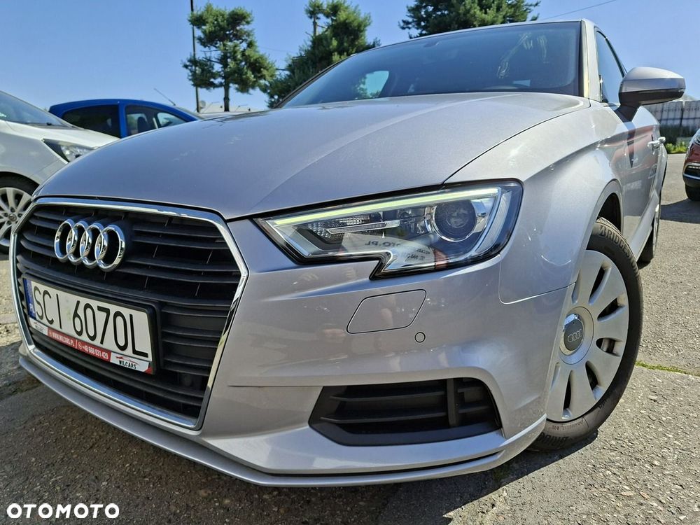 Audi A3 Limousine 35 TFSI Sport - 2