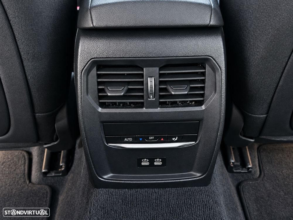BMW 320 d Auto - 28