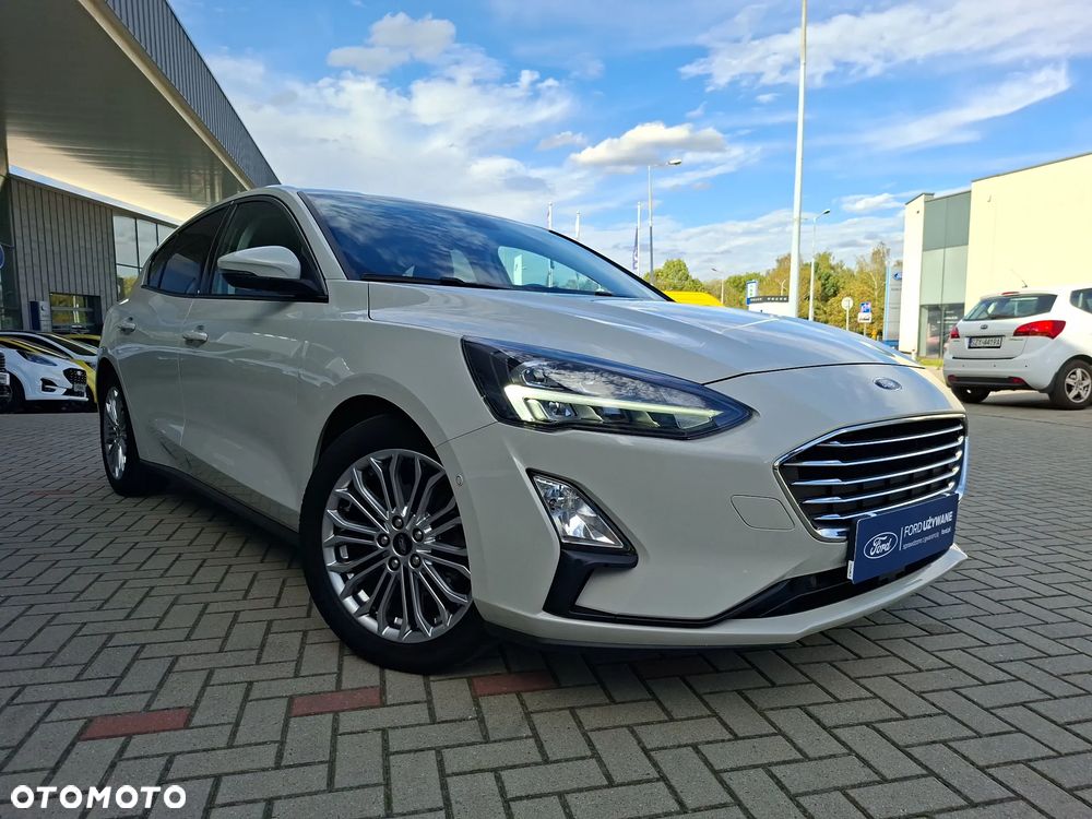 Ford Focus 1.0 EcoBoost Titanium - 11