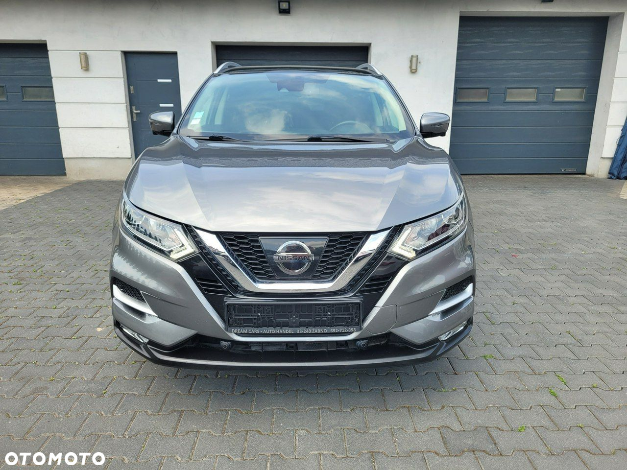 Nissan Qashqai - 2
