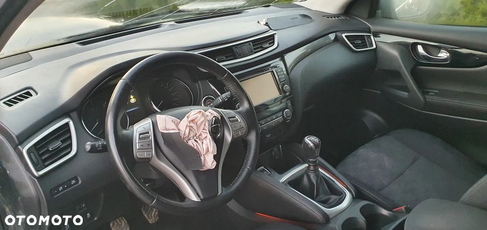 Nissan Qashqai - 10