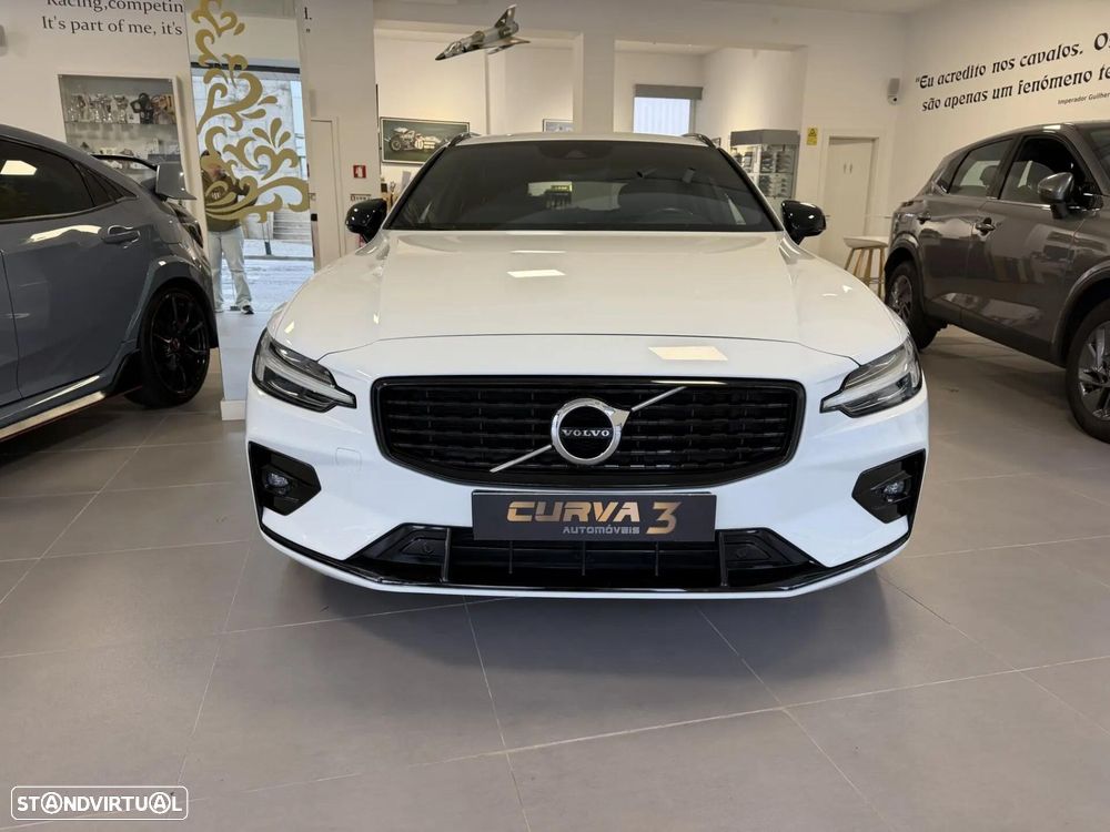 Volvo V60 2.0 B4 R-Design Geartronic - 3