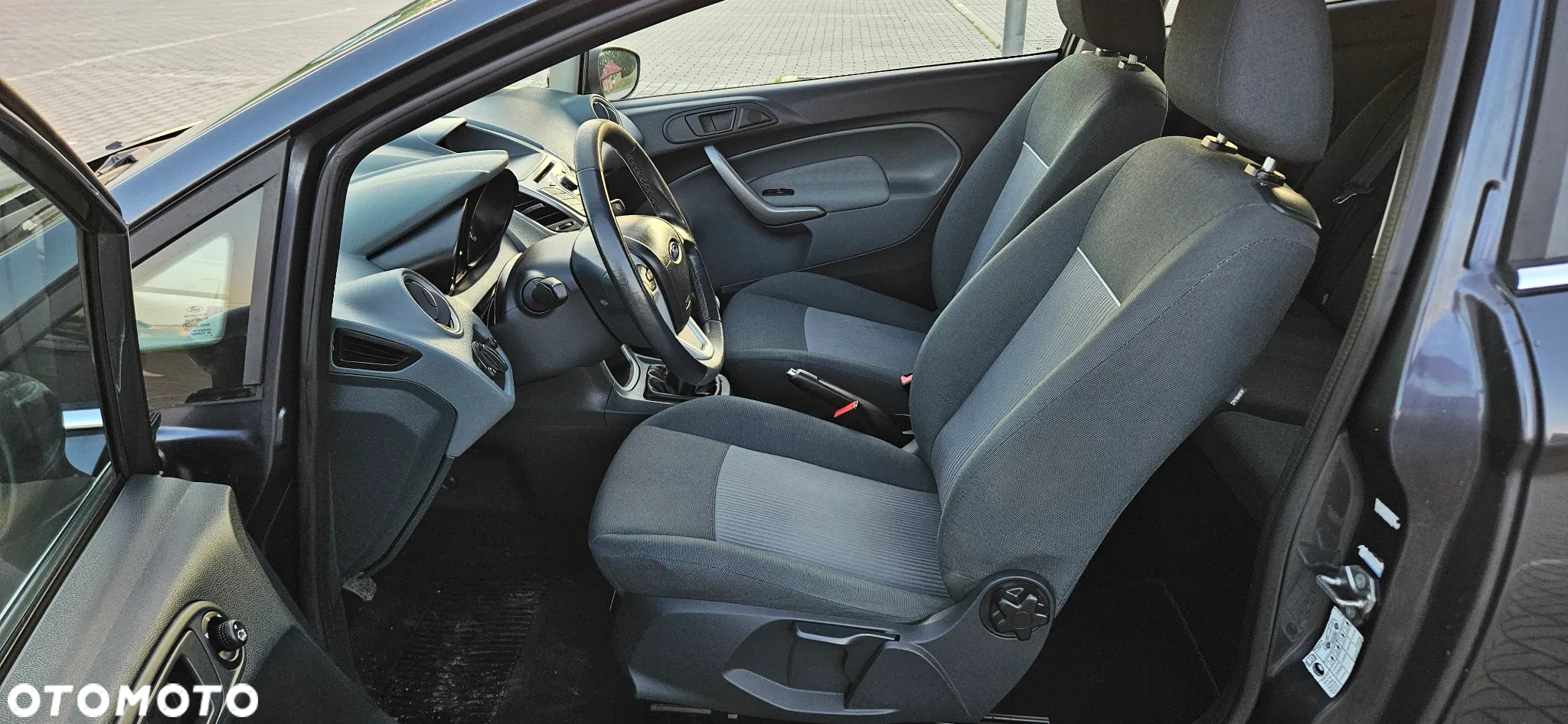 Ford Fiesta 1.6 TDCi DPF Silver X plus - 5