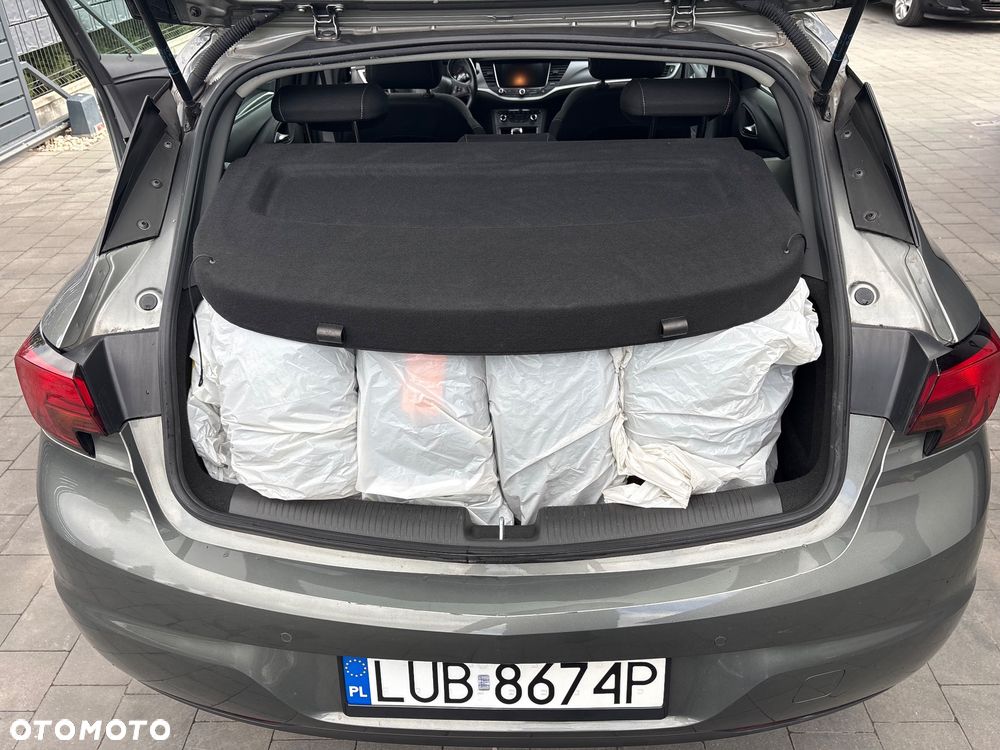 Opel Astra 1.4 Turbo Business - 23