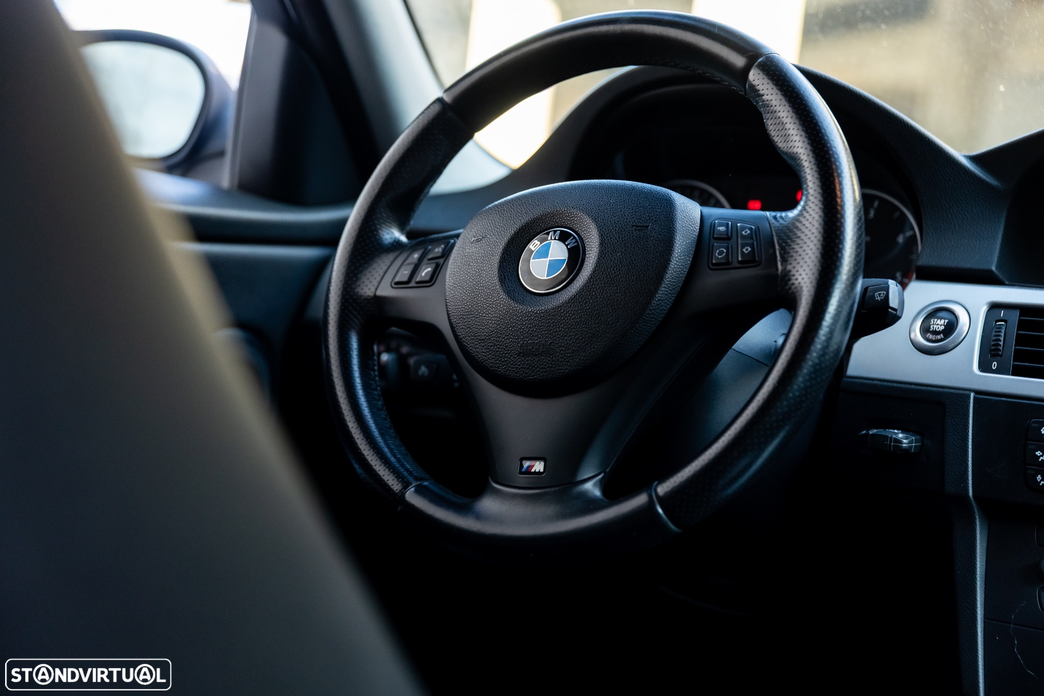 BMW 320 d Touring Navigation Sport - 11