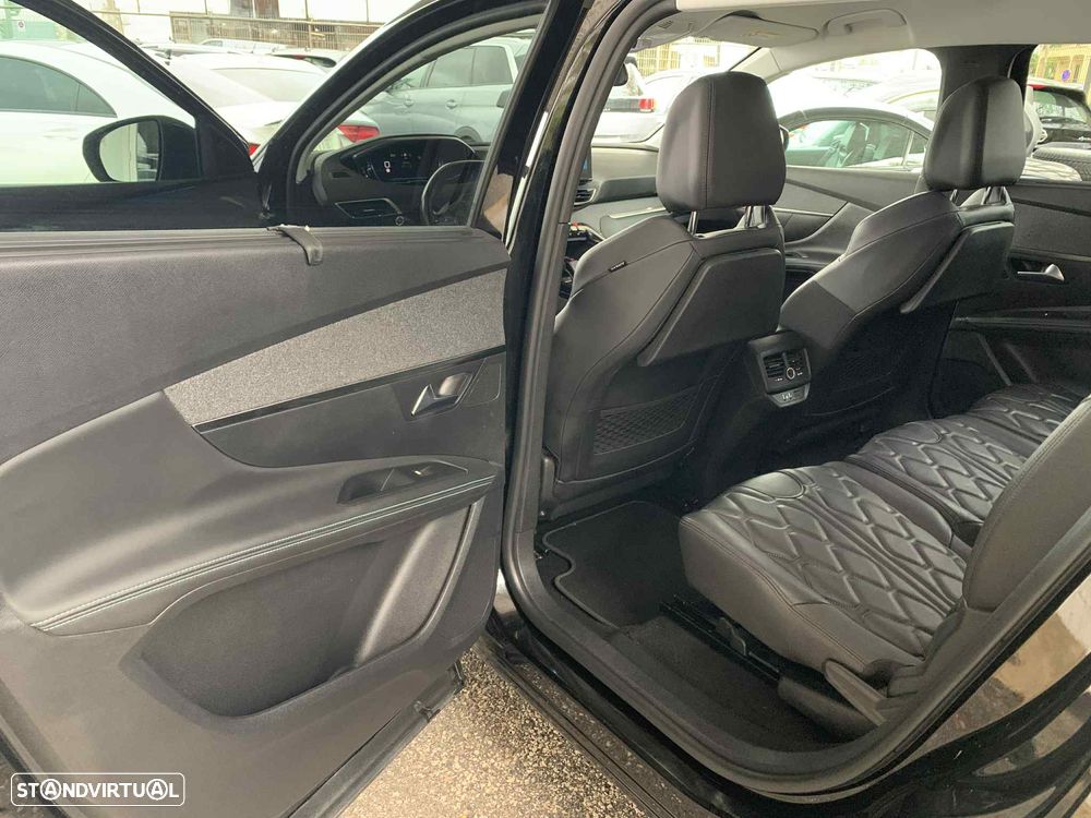 Peugeot 5008 1.5 BlueHDi GT Line EAT8 - 4