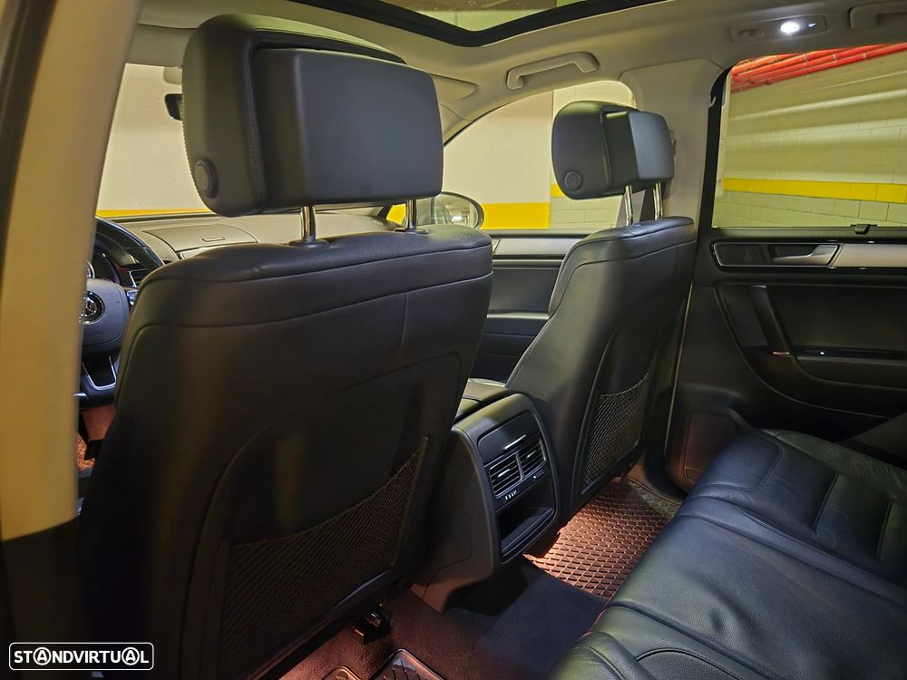 VW Touareg 3.0 TDI V6 Executive Edition - 36