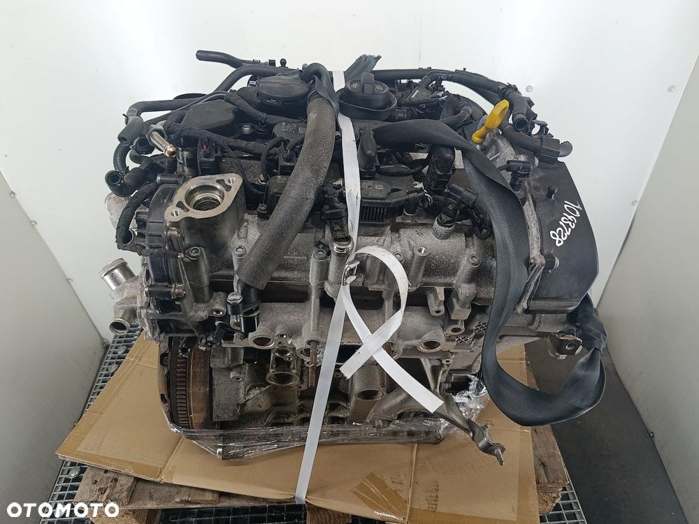 SILNIK VW GOLF VIII DPCB 1.5 TSI - 1