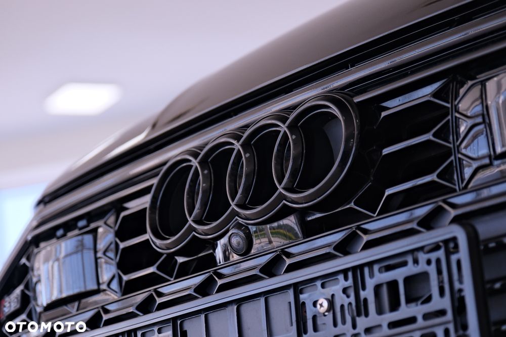 Audi RS6 Avant - 18