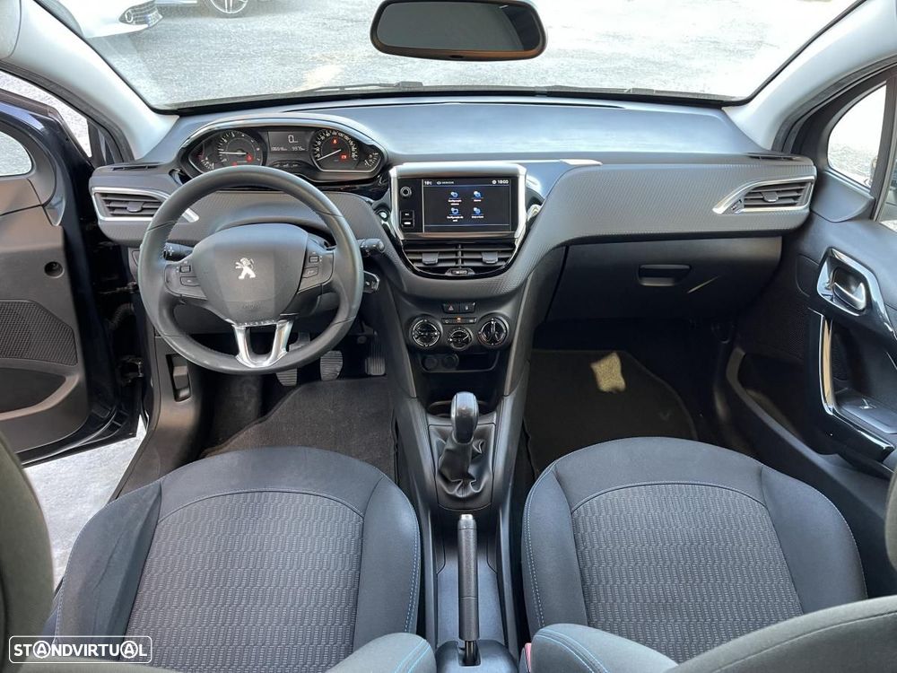 Peugeot 208 1.2 PureTech Style - 14
