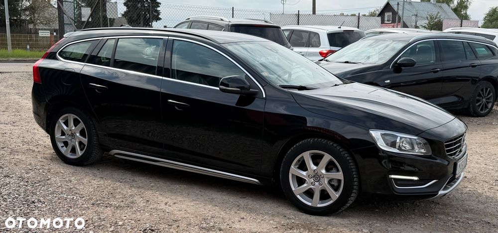 Volvo V60 D4 Drive-E Momentum - 4