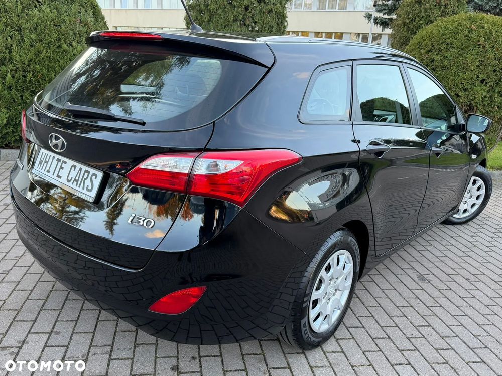 Hyundai i30 i30cw 1.4 Classic - 4