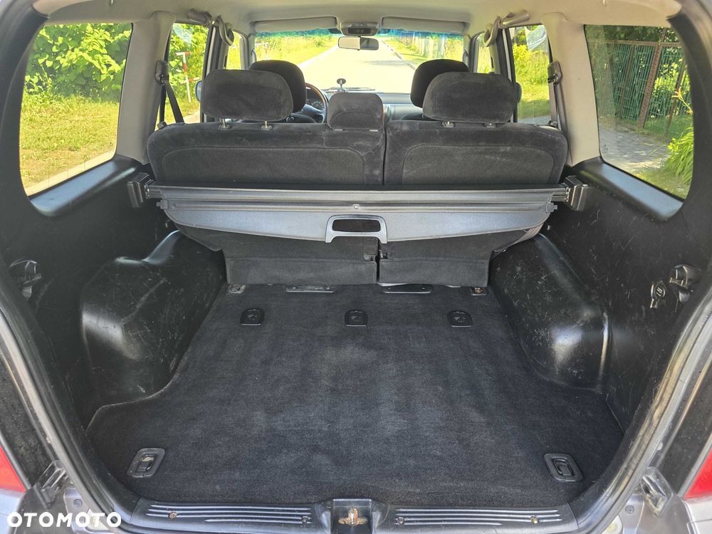 Hyundai Terracan - 8