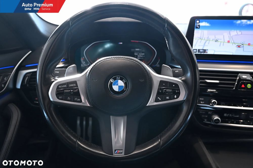 BMW Seria 5 520d xDrive mHEV - 9