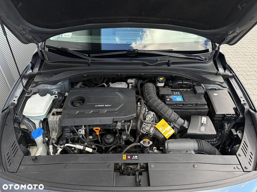 Hyundai i30 1.6 D Classic + - 13
