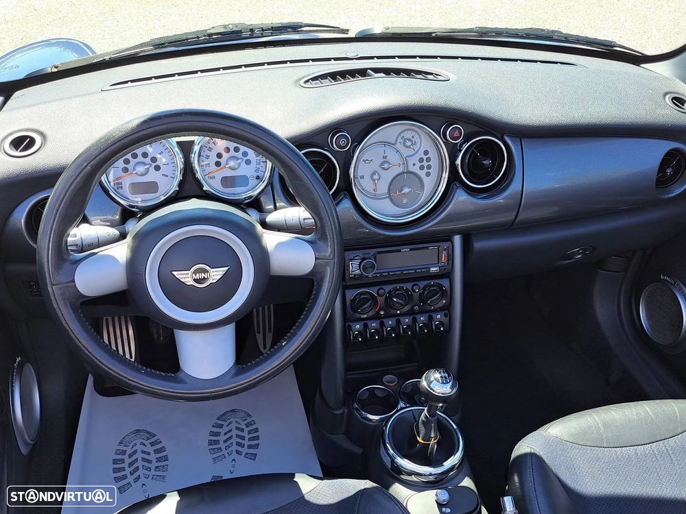 MINI Cabrio Cooper - 15