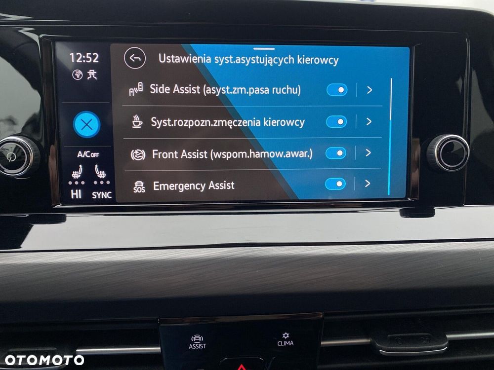 Volkswagen Golf - 24