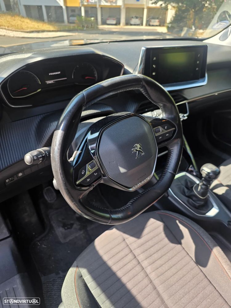 Peugeot 2008 1.2 PureTech Allure Pack - 5