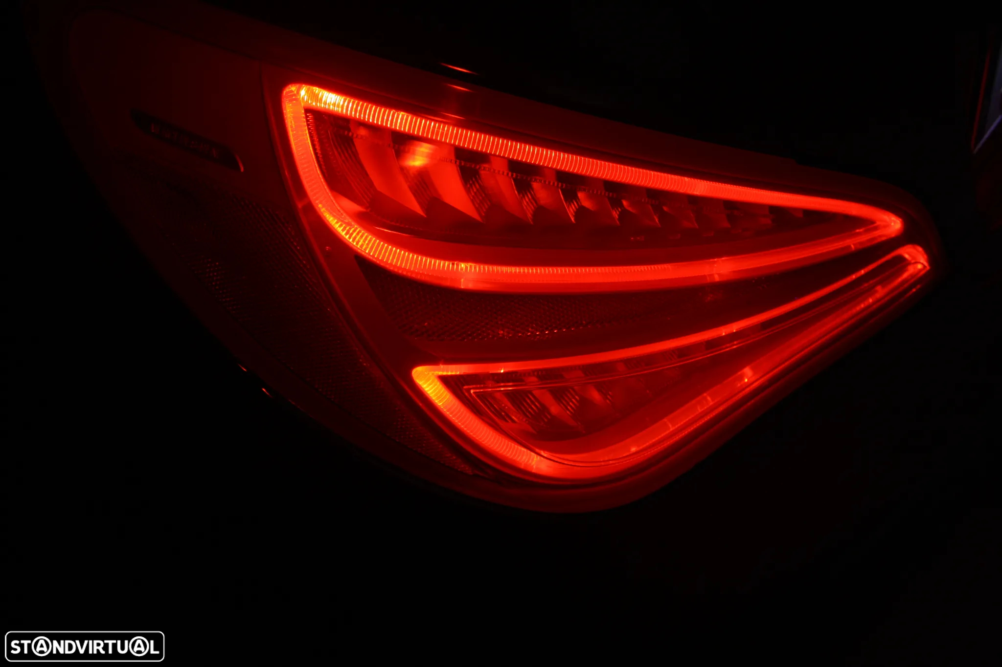 Mercedes-Benz CLA 180 d Shooting Brake AMG Line - 58