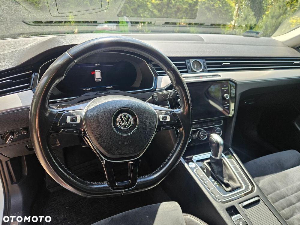 Volkswagen Passat 2.0 TDI BMT Highline DSG - 10