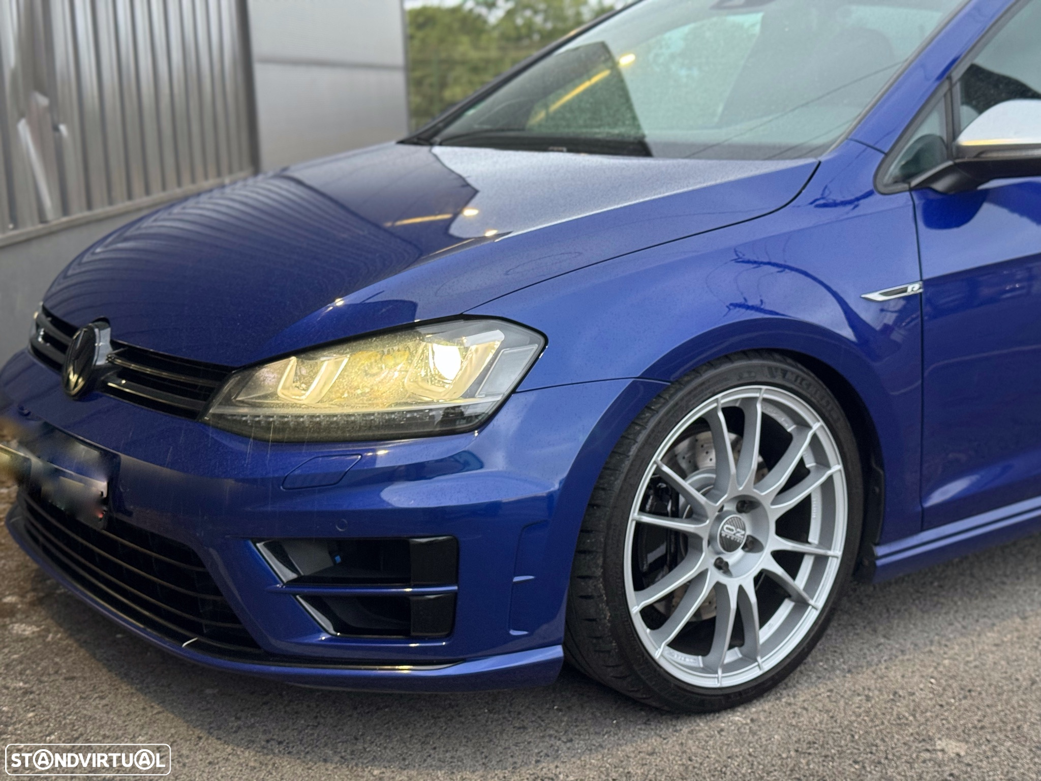VW Golf 2.0 TSI R DSG - 19
