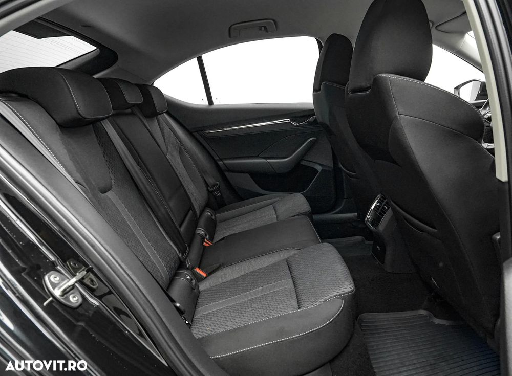 Skoda Octavia 1.5 TSI e-TEC DSG Style - 17