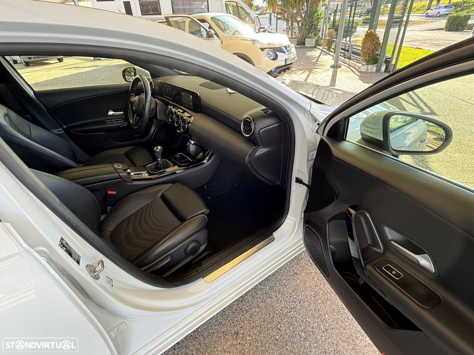 Mercedes-Benz A 180 d Business Solutions - 25