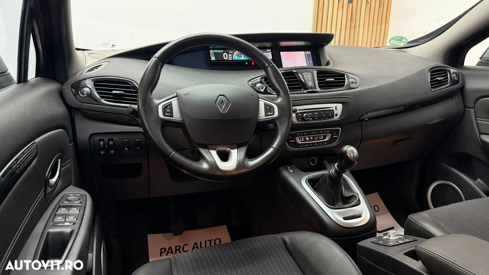 Renault Scenic - 24