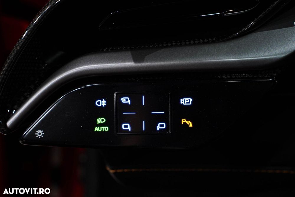 Ferrari SF90 Stradale - 20